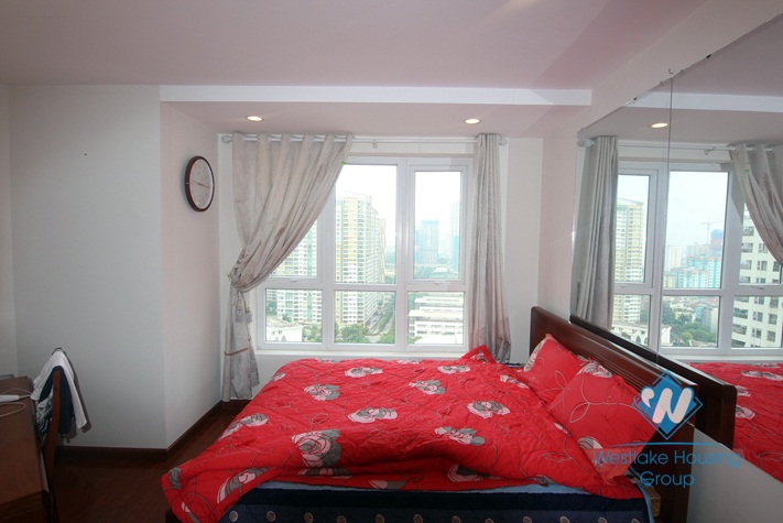 A spacious 3 bedroom apartment for lease in Cau Giay, Ha Noi
